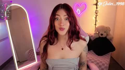 violet online show from February 27, 6:08 pm