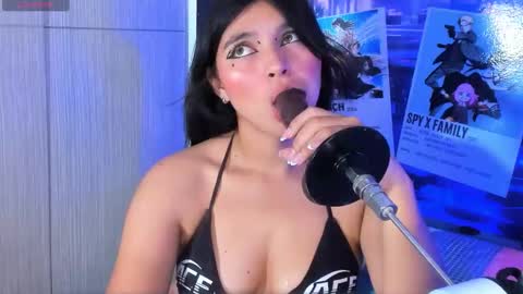 Violet Fiore online show from March 27, 3:01 pm