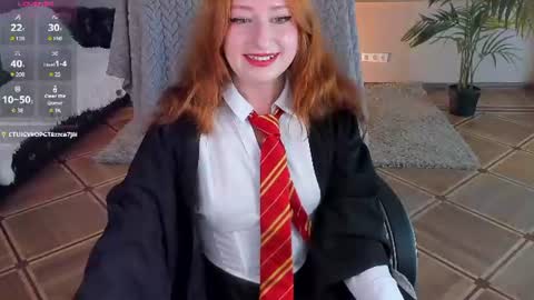 VIOLET online show from August 4, 3:58 pm