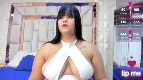 violet_milleer online show from January 12, 7:19 pm