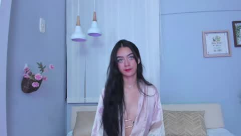 violet_moonligth online show from June 8, 2:06 pm