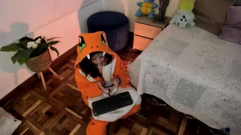 Violet Nova online show from January 8, 12:51 pm