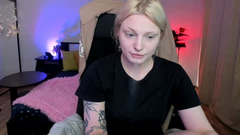 violet_oblivion online show from January 9, 10:41 pm