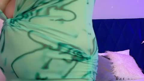 Violet  online show from June 22, 7:22 pm