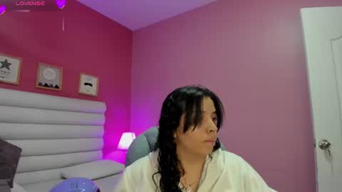 violet_sinclair online show from July 7, 11:14 am