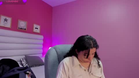 violet_sinclair online show from July 14, 11:16 am