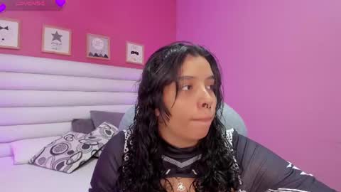 violet_sinclair online show from July 19, 11:36 am