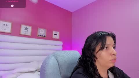 violet_sinclair online show from July 25, 12:03 pm
