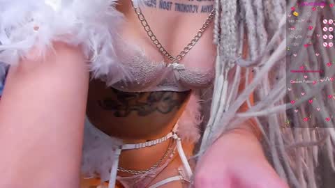 Violet online show from December 4, 6:11 am