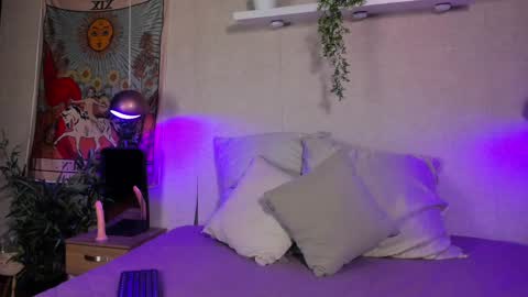 Violeta  online show from September 30, 11:48 am