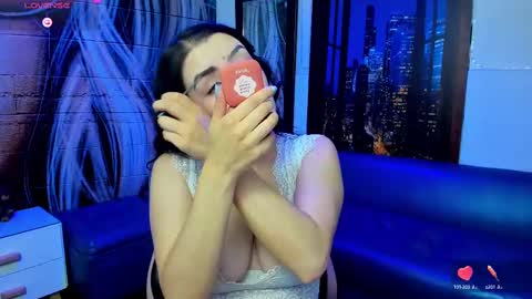     online show from February 18, 9:09 pm