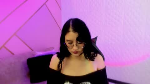     online show from February 28, 9:27 pm