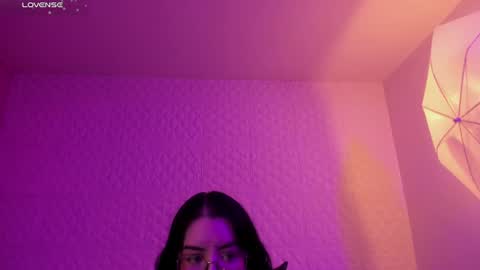     online show from June 10, 9:03 pm
