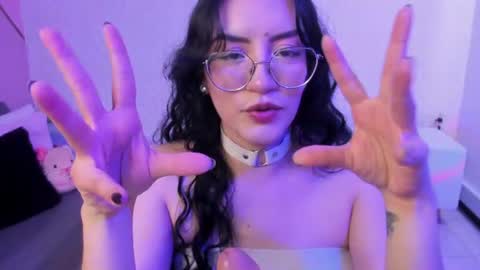     online show from July 8, 9:41 pm