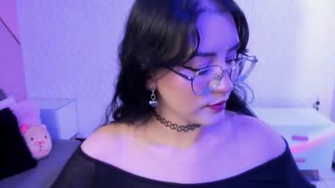     online show from August 3, 8:56 pm