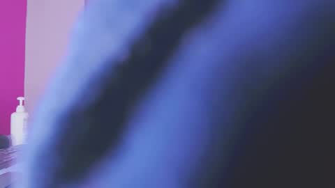 Snapshot of violeta_london chatting on November 15, 11:51 am violeta london online show from November 15, 11:51 am