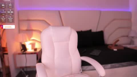 Snapshot of violeta_marquez chatting on February 27, 11:54 am violeta_marquez online show from February 27, 11:54 am