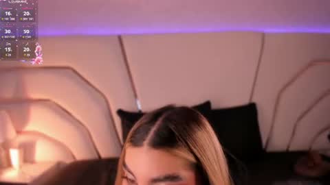 violeta_marquez online show from July 4, 11:38 am