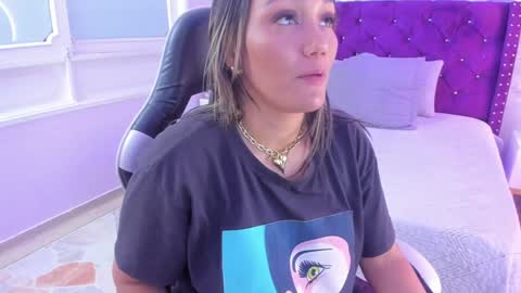 violeta_medina online show from December 19, 3:18 am
