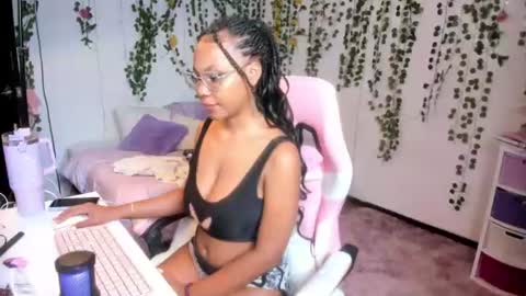 Violeta online show from June 13, 5:33 pm