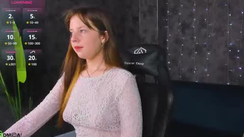 Snapshot of violeta_paul chatting on June 28, 9:15 am Violeta online show from June 28, 9:15 am
