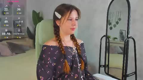 Snapshot of violeta_paul chatting on July 11, 12:57 am Violeta online show from July 11, 12:57 am