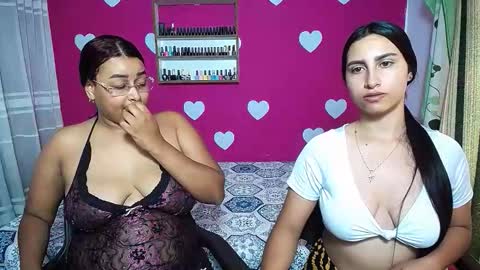 Snapshot of violeta_rouses chatting on February 24, 7:12 pm violeta_rouses online show from February 24, 7:12 pm