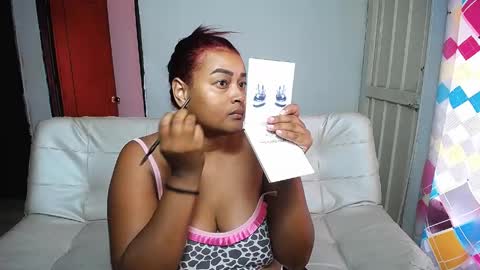 Snapshot of violeta_rouses chatting on March 23, 3:16 pm violeta_rouses online show from March 23, 3:16 pm