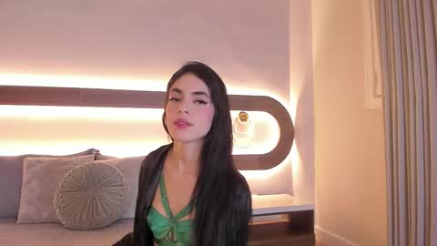 Violeta Sum online show from March 2, 12:12 pm