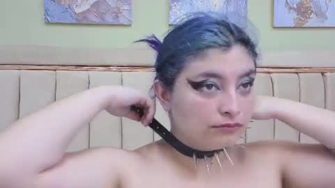 violeta_tepes online show from June 20, 8:11 pm