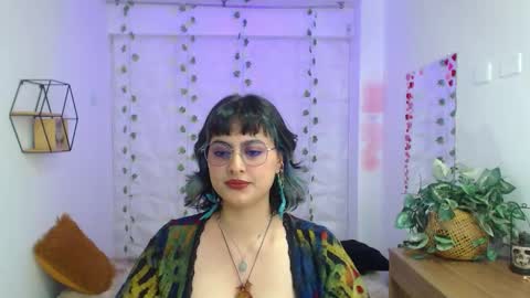 Snapshot of violeta_ximenez chatting on October 18, 7:36 pm Violeta online show from October 18, 7:36 pm
