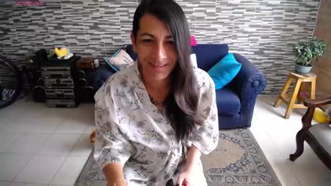 Violeta Gmez online show from May 16, 12:37 pm