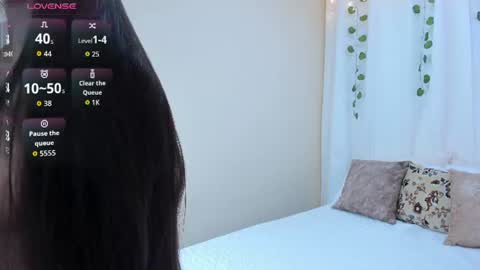 Violeta  online show from June 28, 11:05 am