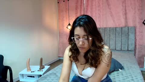 VIOLETA online show from January 15, 4:32 pm