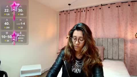 VIOLETA online show from February 25, 12:55 pm