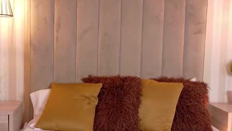 Cute Violet online show from September 18, 1:18 am