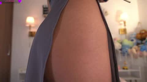 Snapshot of violeth___ chatting on March 30, 1:12 pm violeth___ online show from March 30, 1:12 pm
