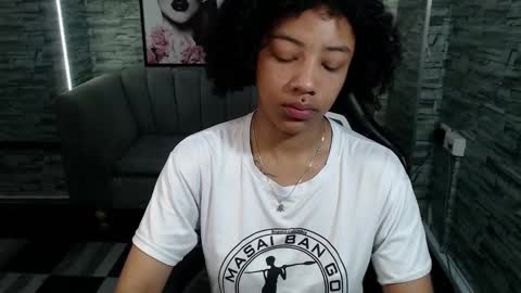 violeth_b online show from September 9, 12:37 pm