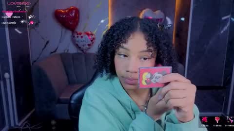 Snapshot of violeth_b chatting on February 11, 1:38 pm violeth_b online show from February 11, 1:38 pm