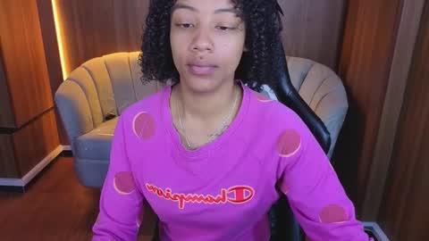 Snapshot of violeth_b chatting on February 16, 12:34 pm violeth_b online show from February 16, 12:34 pm