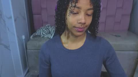 Snapshot of violeth_b chatting on March 2, 12:56 pm violeth_b online show from March 2, 12:56 pm