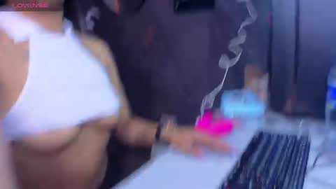 violeth_b online show from July 10, 1:14 pm