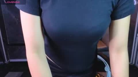 violeth_b online show from July 16, 2:01 pm