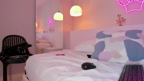 Violeth Hill online show from December 24, 2:32 am