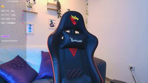 Snapshot of violeth_rosse_ chatting on March 3, 1:23 am violeth_rosse_ online show from March 3, 1:23 am