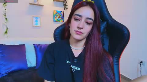violeth_rosse_ online show from June 26, 4:11 pm