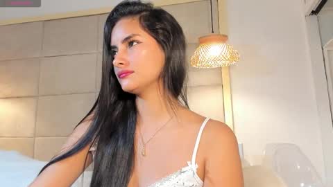 violeth online show from September 26, 8:02 pm