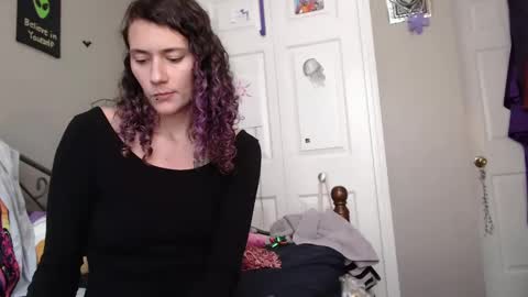 Violet Hooper online show from January 23, 6:24 pm