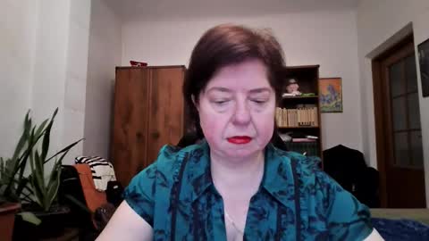 Snapshot of violetpulse chatting on February 17, 6:54 am violetpulse online show from February 17, 6:54 am