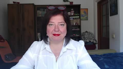 violetpulse online show from July 6, 8:11 am